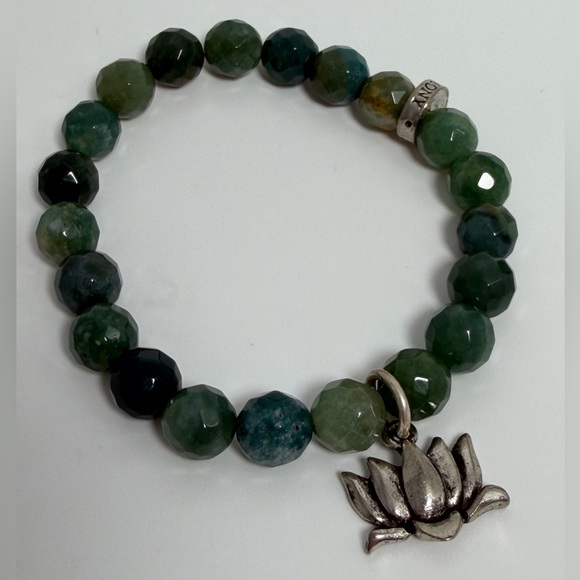 Moss Agate & Pewter Lotus Charm Stretch Bracelet NIP - Hazel and Harmony - Picture 3 of 13